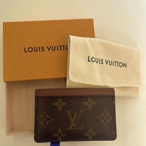 LOUIS VUITTON CARDHOLDER